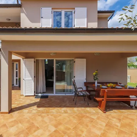 Holiday home Vesna By Interhome Pula